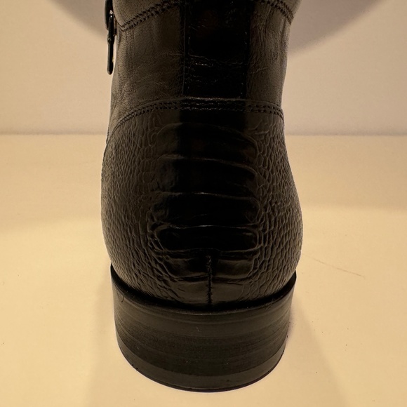 ROBERT GRAHAM Gordon Skull Embossed Fur Lined Zip Ankle Boot main image 13